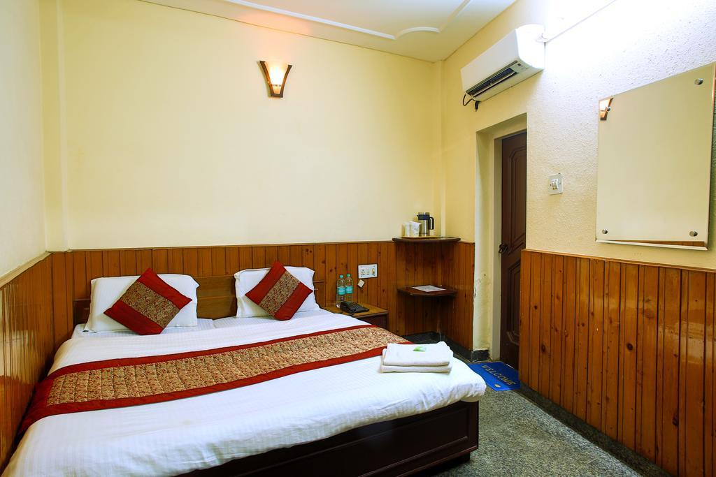 Hotel Raghunath Jammu Luaran gambar